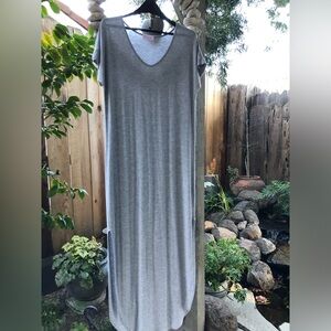 Pink Lily  Full Length Short Sleeve Lounger/Nightgown LIKE NEW